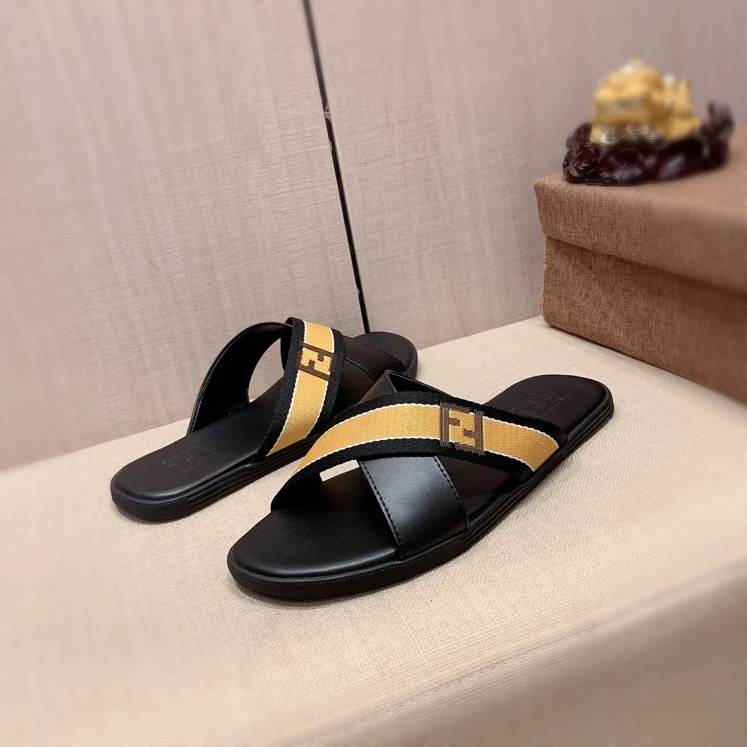 Slippers: New model: Factory price: 220💰💰🎩🎩🔥🔥《 Fendi FENDI* 》Series of slippers top purchasing agent 🔍🔍Men's 2022 counters are on sale simultaneously, original imported cowhide from Italy, exquisite workmanship,), sole: (super comfortable) original sole provided by the original factory, ⚠️ The exclusive double-layer movable molded bottom is super comfortable⚠️, the real thing is more beautiful🎬The real thing is more beautiful🔍🔍original order quality, you can enter and leave the counter at will, the correct size is 38-44, you can order 45. Long-term availability 266